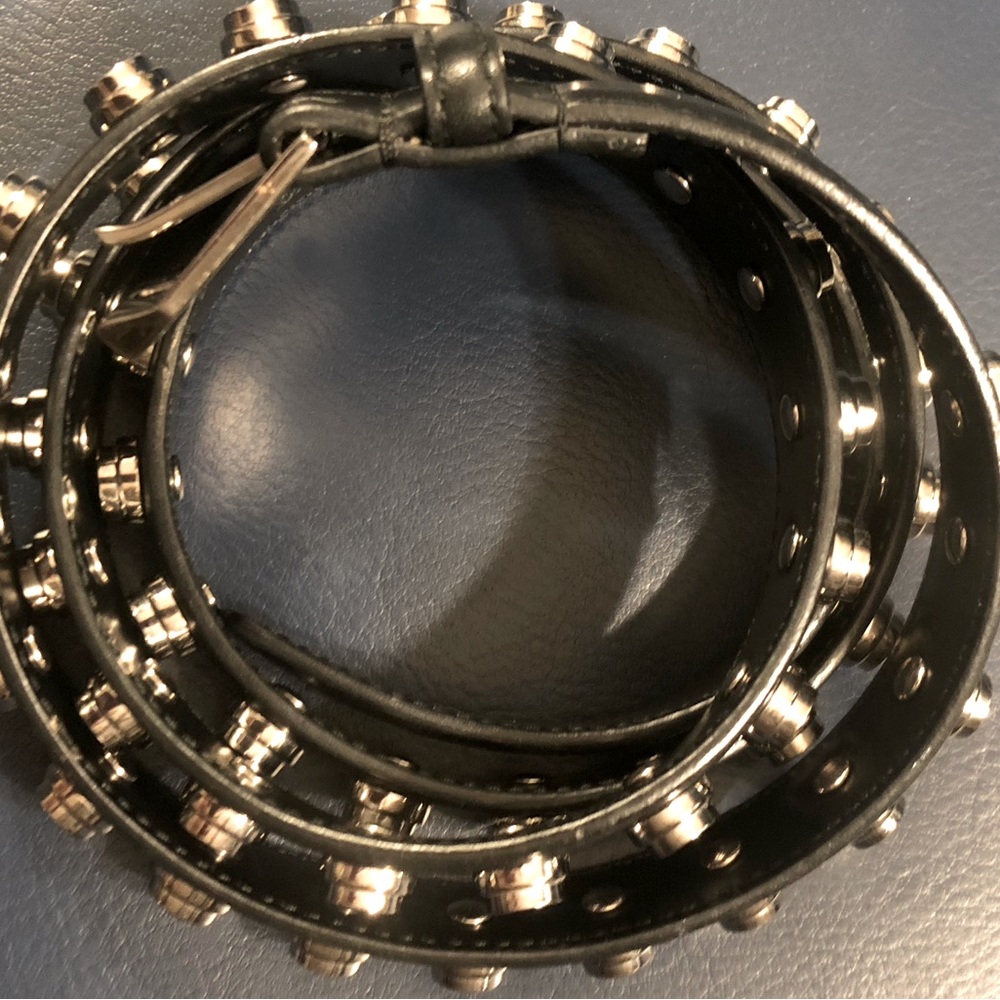 SAINT LAURENT MEN’S CLOUS MONET BLACK LEATHER BELT SILVER STUDS XL SZ 95 - Picture 7 of 14